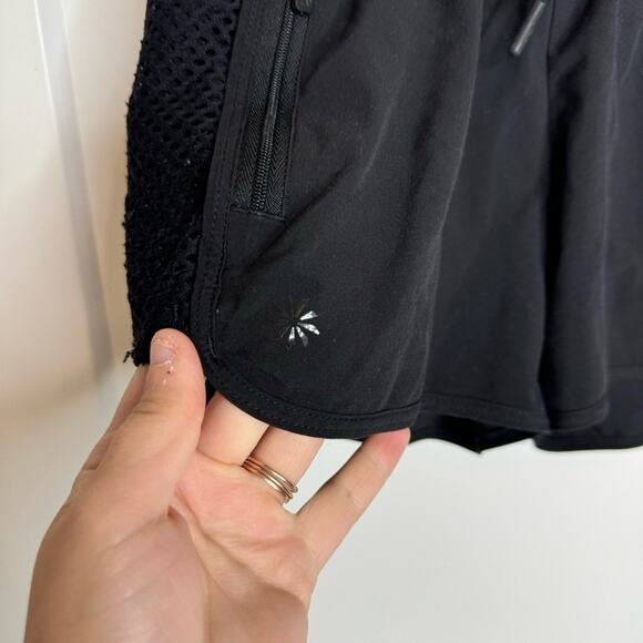 Athleta Girl Hustle 3” Mesh Panel Drawstring Athletic Shorts Size Medium - Picture 2 of 8